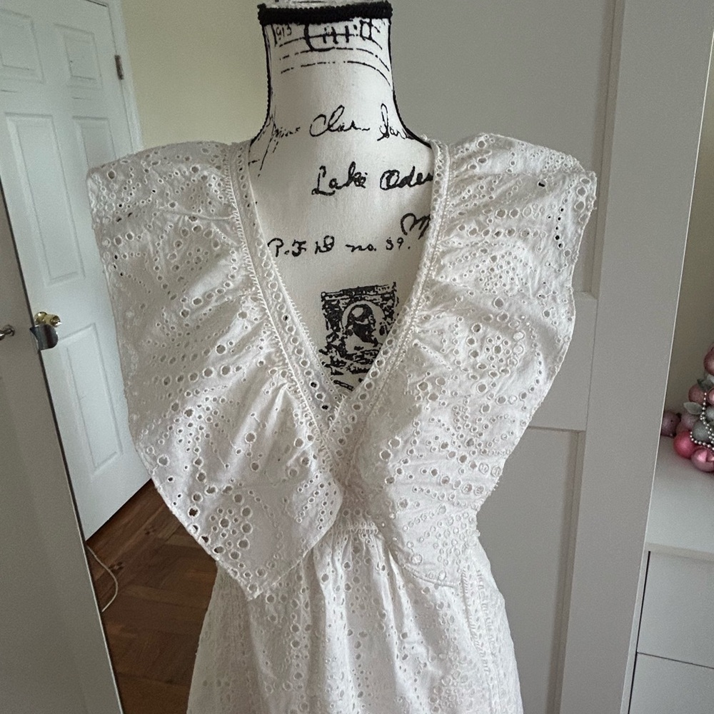 Burberry White Ruffled Dress - Picture 6 of 8
